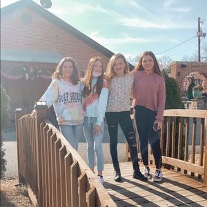 Meet your Posher, Julia